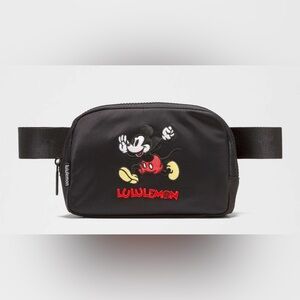Lululemon Disney NWT Everywhere Belt Bag 1L Black Graphic Mickey Mouse